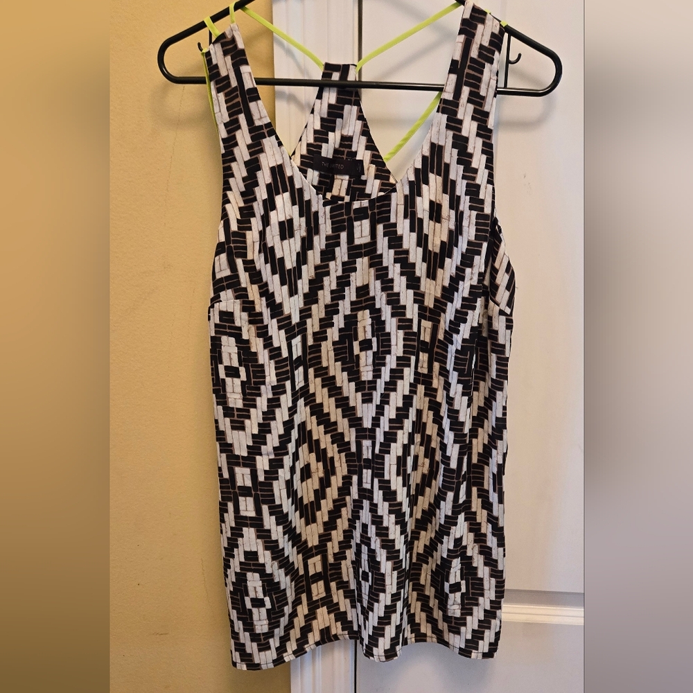 The Limited Women's Black and White Pattern With Line Green Straps Racerback Top